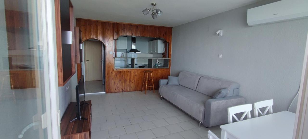 Appartamento Sea View Flora Burgas Esterno foto